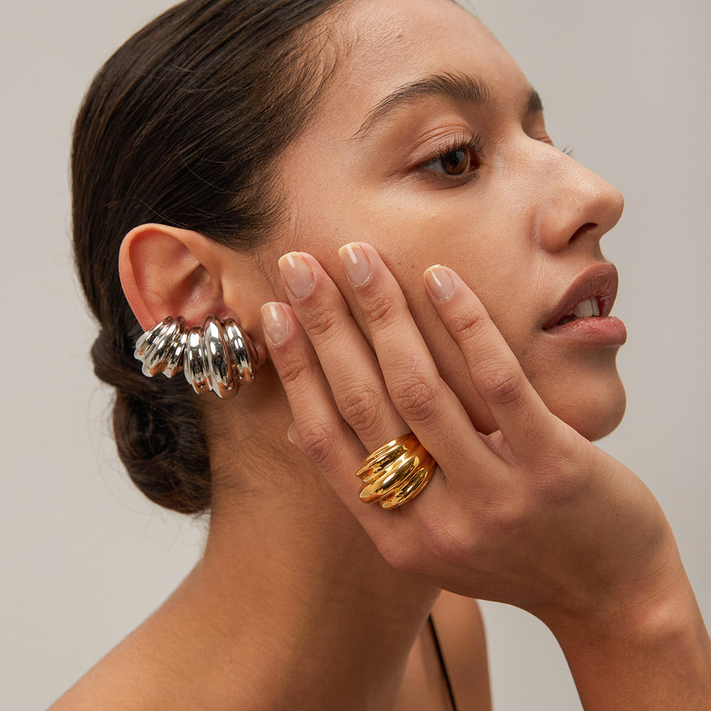 The Crescent Ear Hoops – Gold